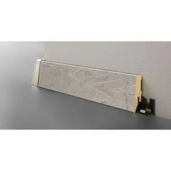 Aktion 🎉 BAUHAUS LOGOCLIC Sockelleiste K58 C Foundation 2,6 M X 18 Mm X 58 Mm, Gerade ✨