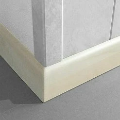 Auslauf ⌛ BAUHAUS LOGOCLIC Fußleiste K 58 Polar Birke 2,6 M X 10 Mm X 58 Mm ✨