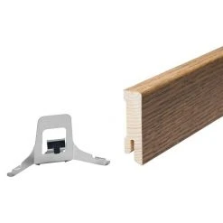 Brandneu ⌛ BAUHAUS Sockelleiste Bernsteineiche 2,4 M X 1,6 Cm X 5,8 Cm 🥰 -Bodenverlegebedarf Verkäufe 12 1191