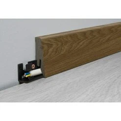 Besorgen 👏 BAUHAUS LOGOCLIC Aquaprotect Smart Sockelleiste K58 Ardal Oak 2,6 M X 18 Mm X 58 Mm, Gerade ❤️