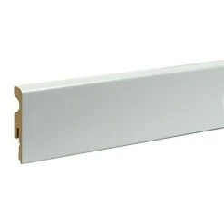 Am billigsten 🎉 BAUHAUS Sockelleiste FU07L Weiß, 2,4 M X 10 Mm X 58 Mm, Grundiert ✨