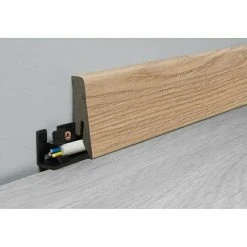 Billig 😍 BAUHAUS LOGOCLIC Aquaprotect Sockelleiste K58 Soft Oak 2,6 M X 18 Mm X 58 Mm, Gerade 😍