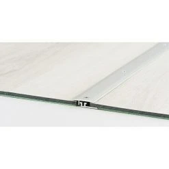 Am billigsten ⭐ BAUHAUS LOGOCLIC Übergangsprofil 326 Silber, 0,9 M X 27 Mm, Montageart: Schrauben ✔️